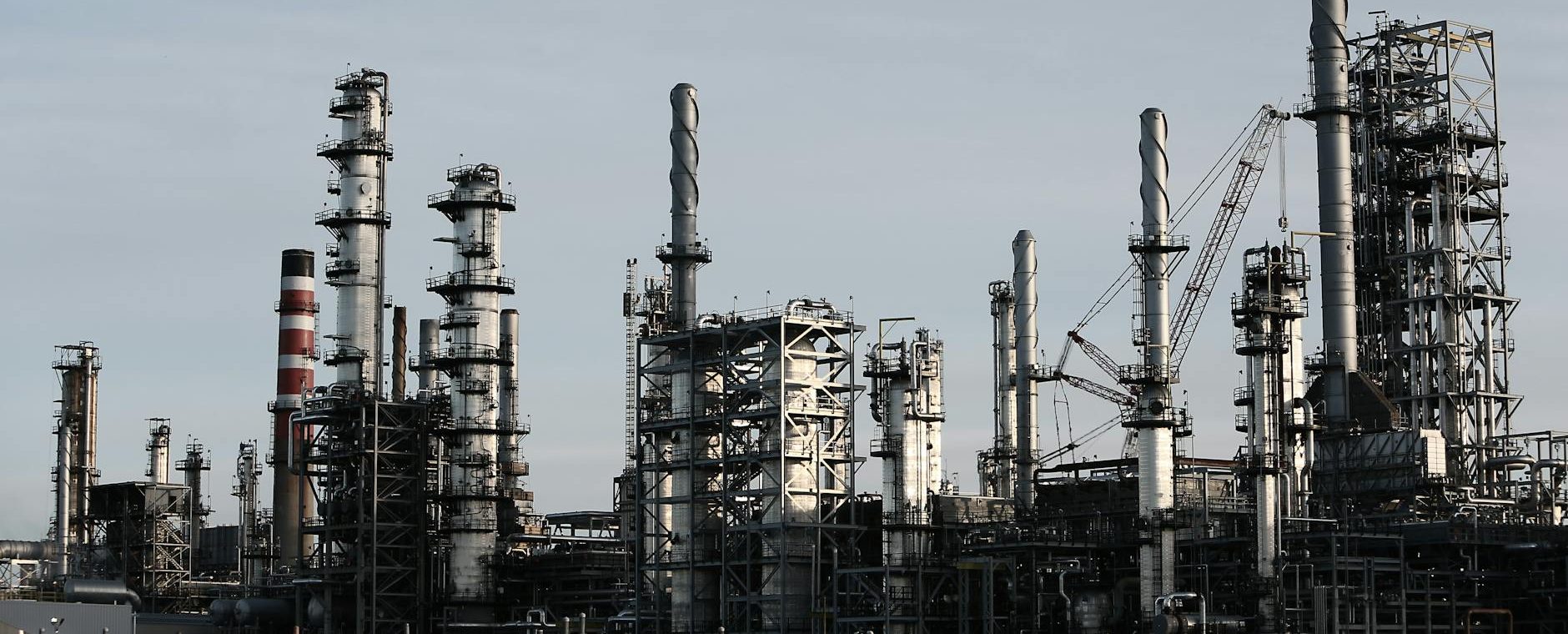 manufacturing plant during daytime